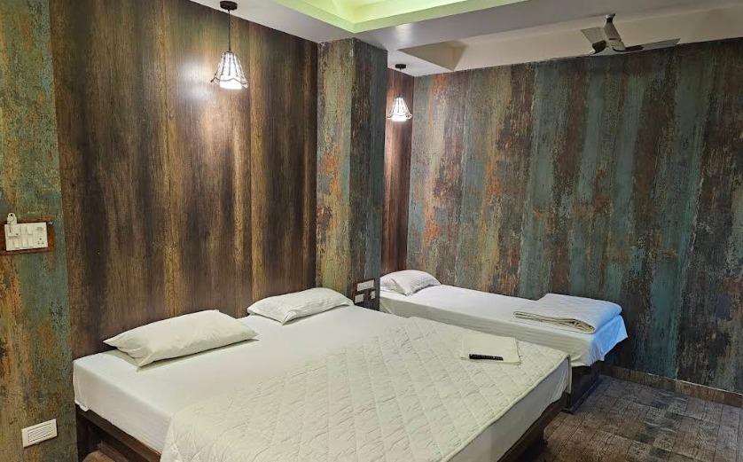 Hotel SRM Diamond