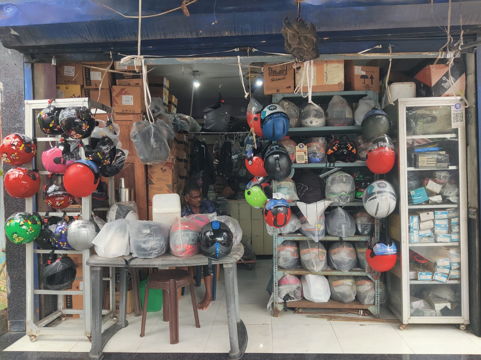 Steelbird Helmets Fashion Point- Best range of bike helmets and riding safety gear