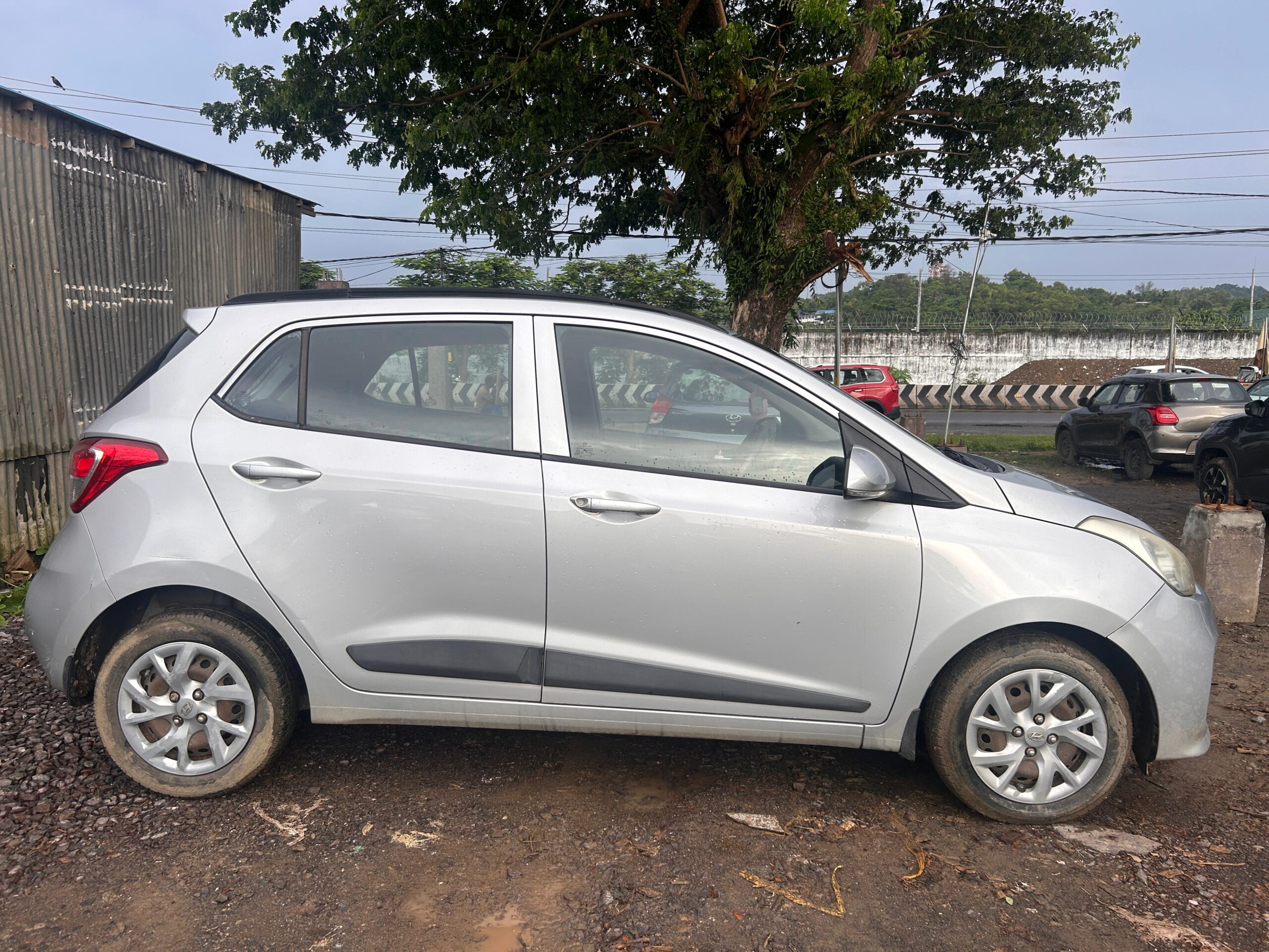 Used Car for Sale – GRAND i10 Sportz (P) (2017)