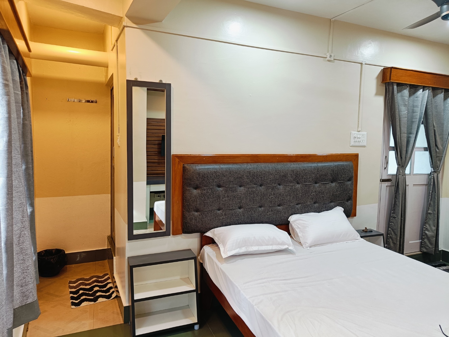 Anmol Palace- Premium Budget-Friendly Hotel