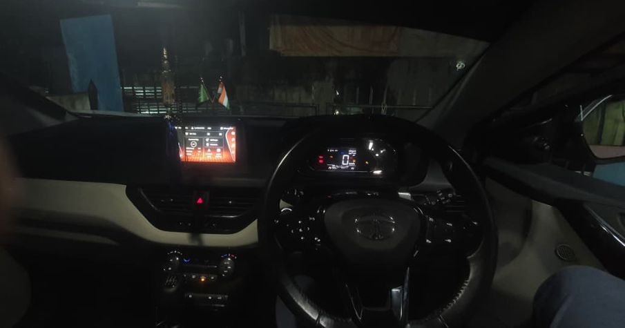 Used Car for Sale – [Tata Nexon]