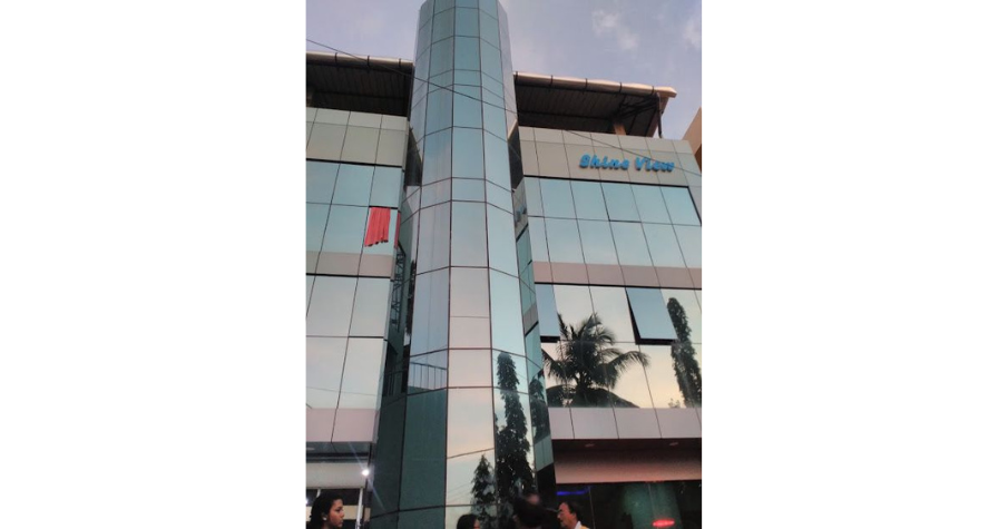 Hotel Shine View – Comfortable Stay