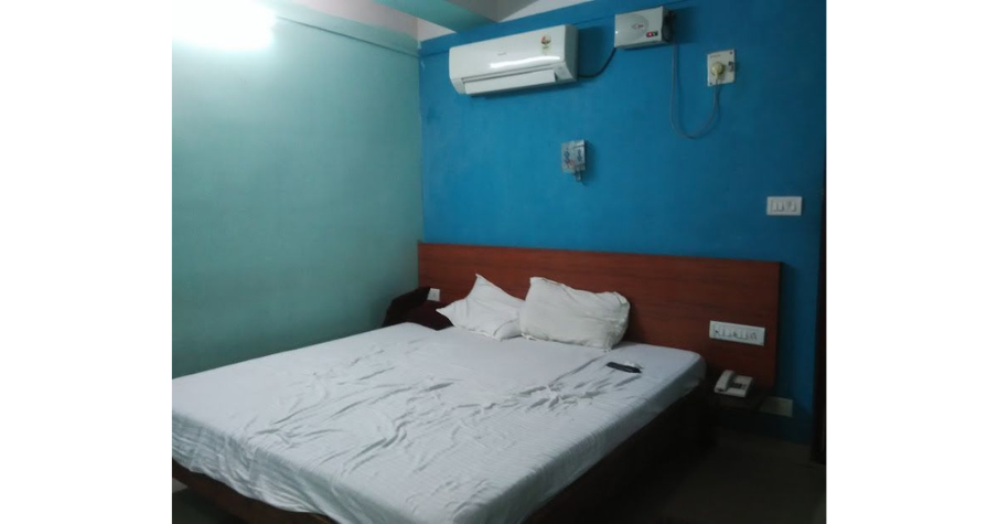 Hotel Shine View – Comfortable Stay