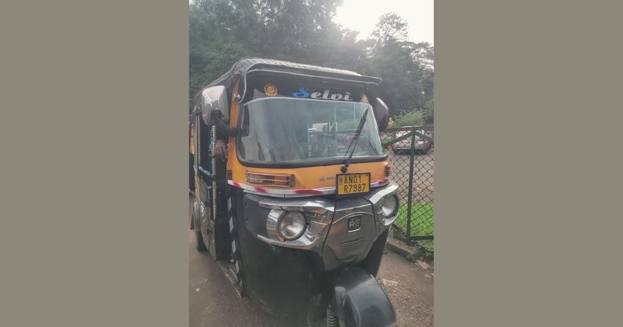 P. Mutthu Vale Autorickshaw Service