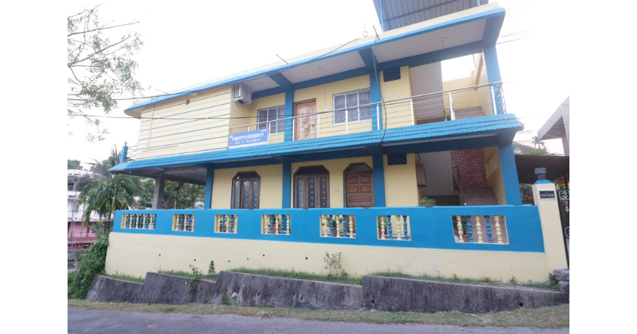 Fully Furnished Double-Storey Corner House for Sale