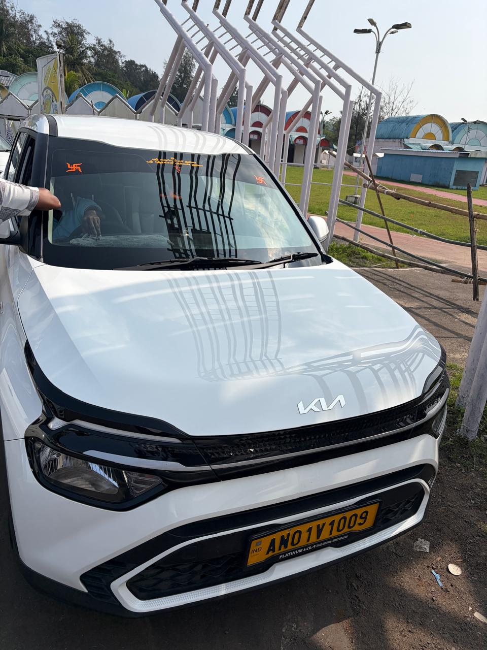 Suriya – Fast & Reliable Cab Service in Round Basti