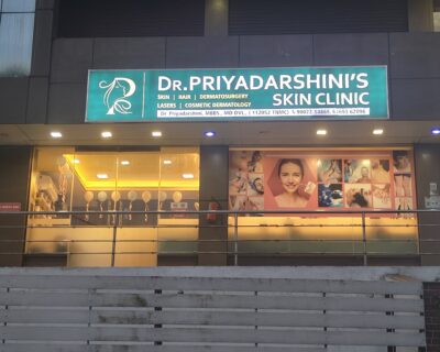drpriyadarshiniskinclinic-shadipur-skinspesalist